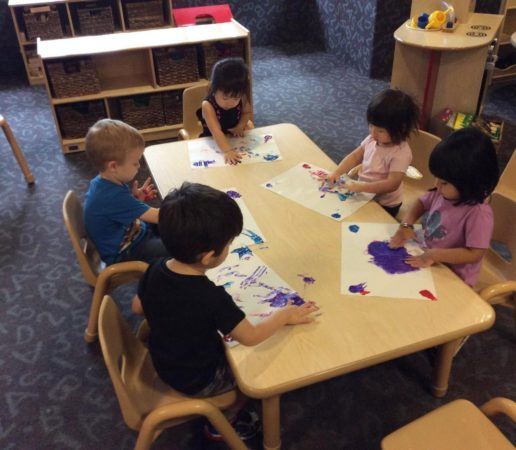 2_year_olds_finger_painting_at_pusch_ridge_preschool__kindergarten-516x450