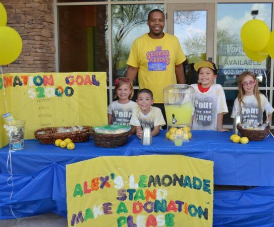 alex_lemonade_stand_at_phoenix_childrens_academy_private_preschool_estrella_mountain_az-543x450