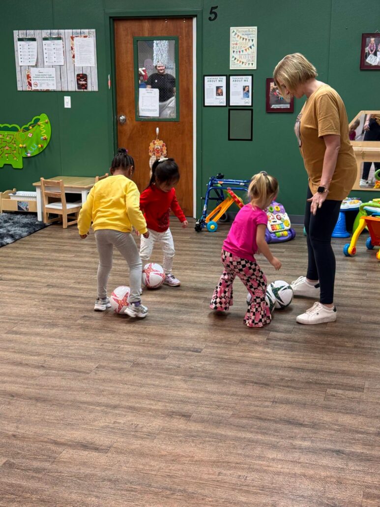 cadence-academy-preschool-east-peoria-daycare-play-based-time (15)