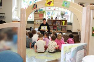 cadence_education_local_photos_campaign_6820_w_121st_st_leawood_ks_66209_usa_child_reading-04-24-2024-17145155395200.0008432808588492158