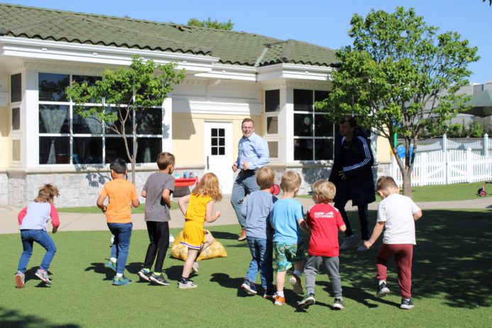 cadence_education_local_photos_campaign_6820_w_121st_st_leawood_ks_66209_usa_children_outside_playing_among_playground_or_toys-04-24-2024-17145168667680.16220359244800608