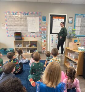 children listening to teacher instructions in classroom at preschool and daycare cadence academy preschool 502 spring hill