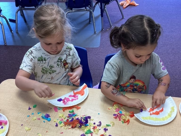 children playing with arts and crafts at daycare and preschool at cadence academy preschool at boyd's corner in middletown, Deleware
