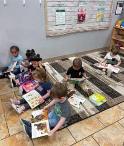children reading 503 cordova