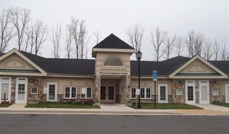 exterior_of_winwood_childrens_center_lansdowne_va-752x441