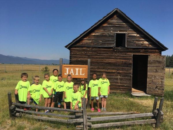 field_trip_to_old_jail_miss_muffets_learning_center-600x450
