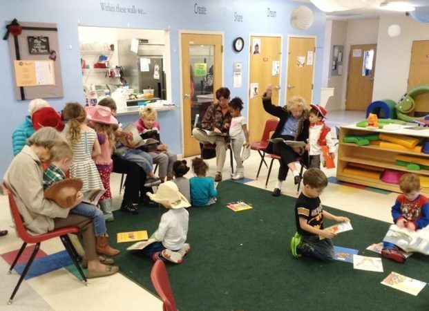 grandfriends_day_celebration-cadence_academy_preschool_centennial_co-621x450