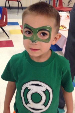 green_lattern_costume_cadence_academy_preschool_centennial_co-300x450