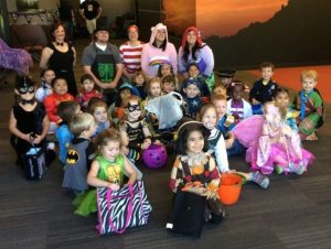 halloween_costumes_at_phoenix_childrens_academy_private_preschool_thunderbird-598x450