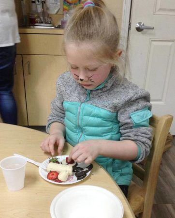 healthy_fruit_snack_cadence_academy_preschool_yelm_highway_olympia_wa-362x450