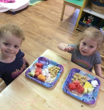 healthy_snack_at_cadence_academy_preschool_north_attleborough_ma-425x450