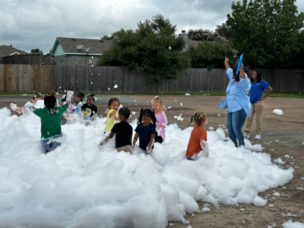 kids playing in foam at preschool and daycare at cadence academy preschool forney, texas