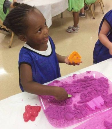 magic_sand_activity_at_cadence_academy_eastfield_huntersville_nc-392x450