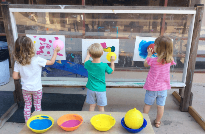 outdoor_balloon_project_at_cadence_academy_preschool_i_street_sacramento_ca-688x450