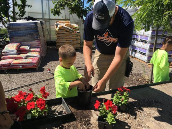 planting_seeds_at_the_nursery_miss_muffets_learning_center-600x450