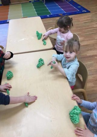 playdough_activity_miss_muffets_learning_center_klamath_falls_or-320x450