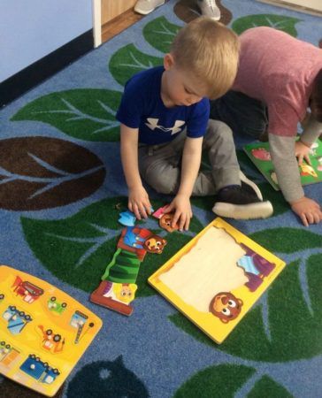 preschool_boy_doing_bear_puzzle_cadence_academy_preschool_west_bridgewater_ma-364x450