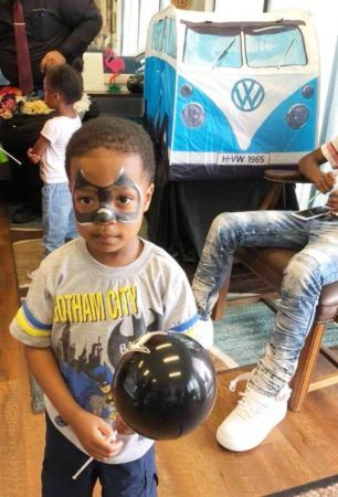 preschool_boy_in_batman_face_paint_at_cadence_academy_preschool_northeast-306x450