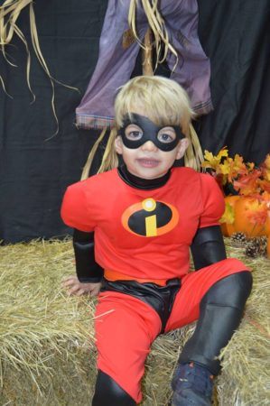 preschool_boy_in_incredibles_costume_cadence_academy_preschool_sleater-kinney_olympia_wa-299x450