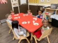 preschool_children_about_to_have_milk_and_cookies_sunbrook_academy_at_legacy_park-600x450