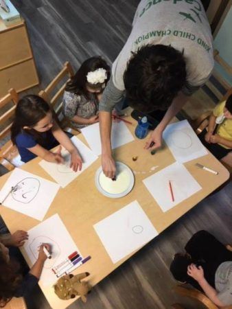 preschool_children_and_teachers_doing_art_project_cadence_academy_preschool_cooper_point_olympia_wa-338x450