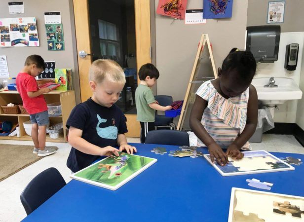 preschool_children_doing_puzzles_gateway_academy_mckee_charlotte_nc-616x450