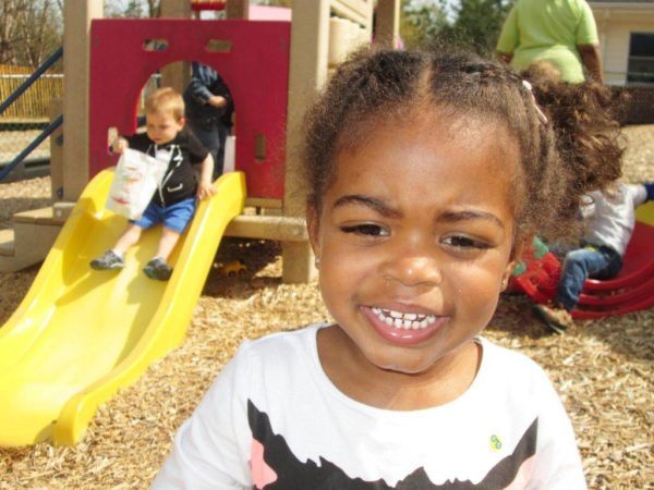 preschool_children_on_playground_at_cadence_academy_ballantyne_charlotte_nc-1024x768-600x450