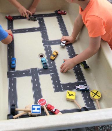 preschool_children_playing_cars_at_bala_cynwyd_school_for_young_children_bala_cynwyd_pa-386x450