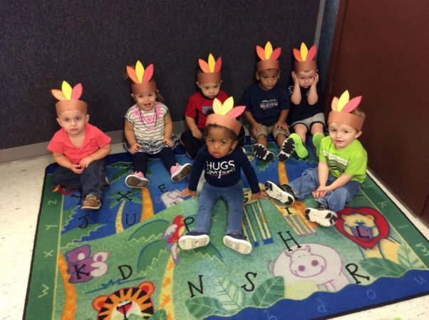 preschool_children_wearing_turkey_hats_for_thanksgiving_at_the_peanut_gallery_la_porte_tx-602x450 (1)