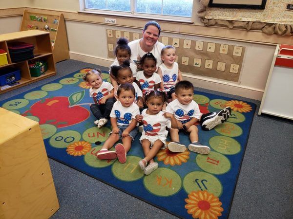 preschool_fourth_of_july_celebration_the_peanut_gallery_temple_tx-600x450