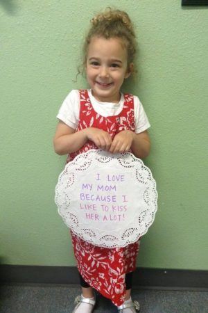 preschool_girl_with_mom_message_cadence_academy_preschool_cooper_point_olympia_wa-300x450