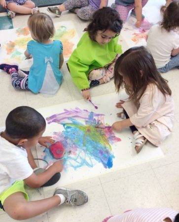 preschoolers_doing_an_art_project_together_cadence_academy_preschool_greensboro_nc-363x450