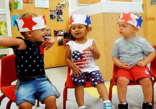 preschoolers_enjoying_4th_of_july_at_cadence_academy_preschool_kenton_huntersville_nc-1024x716-644x450