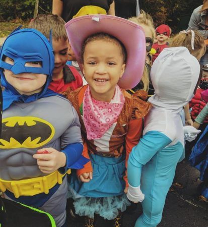 preschoolers_in_halloween_costumes_rogys_learning_place_hilltop_peoria_il-413x450