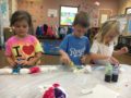 preschoolers_tie-dying_t-shirts_canterbury_academy_at_shawnee_crossings_shawnee_ks-600x450