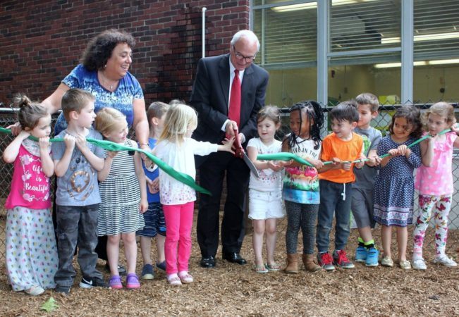 ribbon_cutting_at_cadence_academy_preschool_ridgefield_ct-651x450