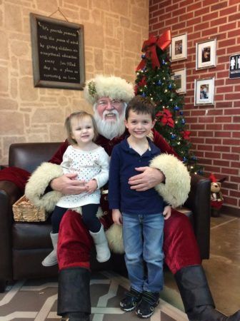 santa_with_preschoolers_canterbury_academy_at_prairie_ridge_olathe_ks-336x450