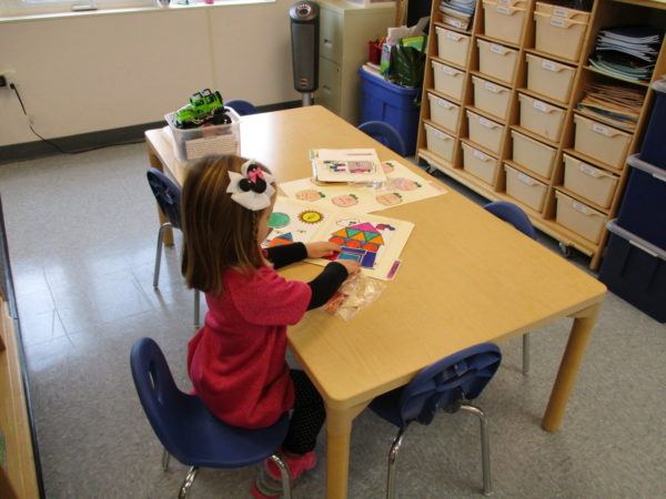 shape_matching_activity_adventures_in_learning_oswego_il-600x450