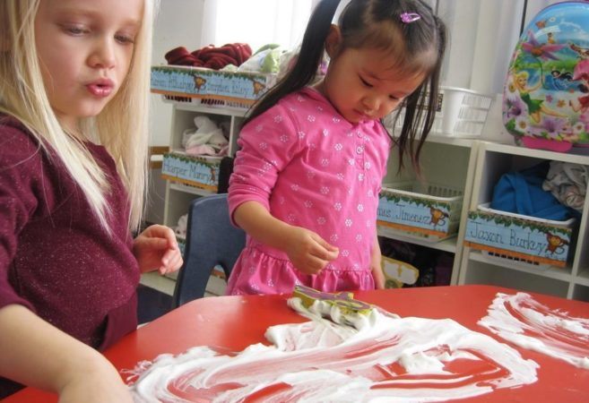shaving_cream_play_cadence_academy_preschool_roseville_galleria_ca-657x450