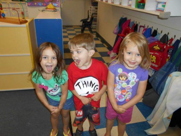 silly_preschoolers_having_fun_at_cadence_academy_preschool_farmers_market_sacramento_ca-600x450