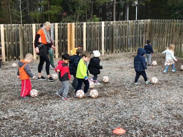 soccer_shots_activity_at_gateway_academy_mckee_charlotte_nc-600x450