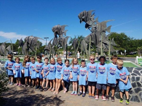 summer_camp_field_trip_to_aquarium_cadence_academy_preschool_wilmington_nc-600x450