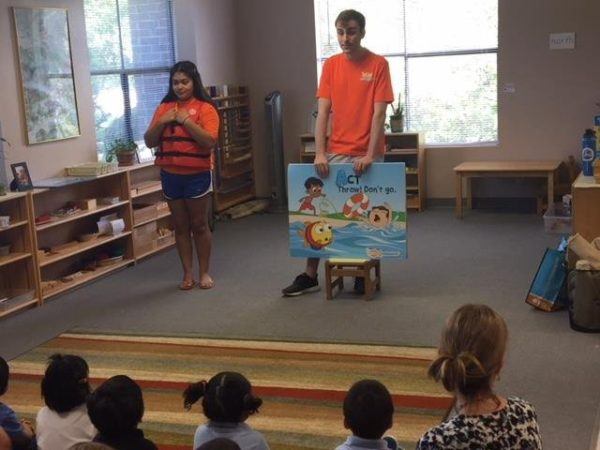 swimming_presentation_smaller_scholars_montessori_academy_grisby_tx-600x450