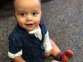 toddler_sitting_up_at_cadence_academy_preschool_sellwood_portland_or-600x450