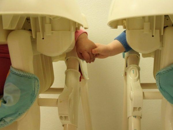 toddlers_holding_hands_at_next_generation_childrens_centers_marlborough_ma-600x450