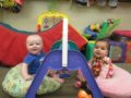 toddlers_sharing_play_area_cadence_academy_preschool_ridgefield_ct-600x450