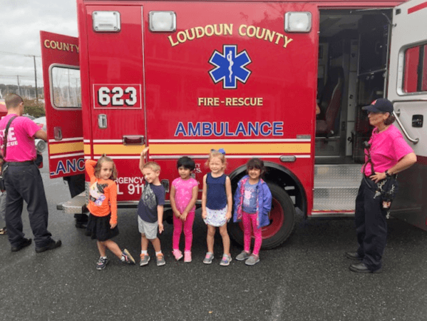 visit_from_loudoun_county_ambulance_winwood_childrens_center_brambleton_ii_va-599x450