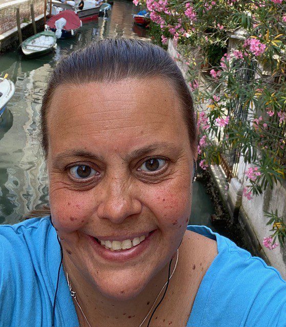 Tonia Harbour