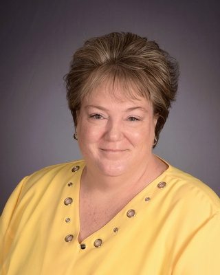 Maureen (Mo) McGowan
