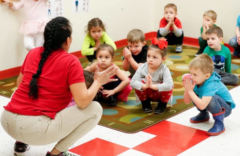 montessori vs. traditional preschool